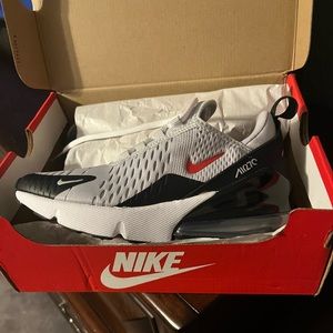 **Brand New Children Size 3.5 Nike Air Max 270 Grey, Red and Black